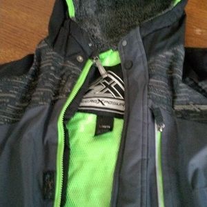 Boys large zero xposure winter coat